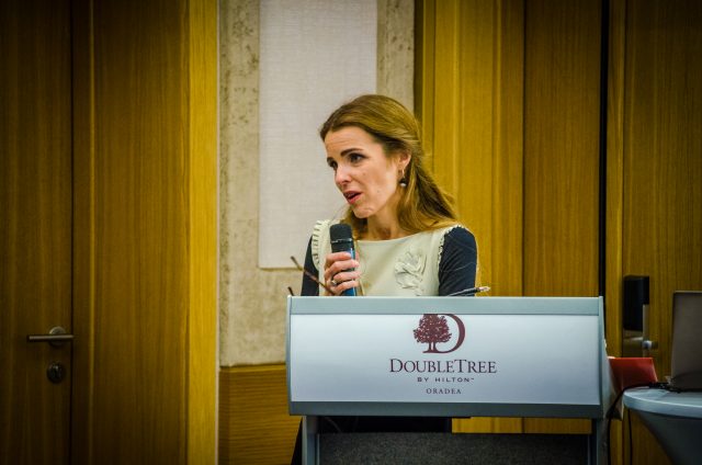 © 2016 Cristela GEORGESCU